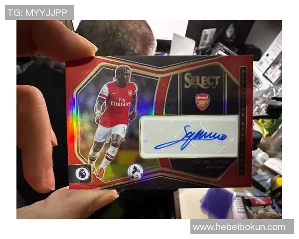 足球官方球星卡收藏热潮与球迷文化深度互动解析